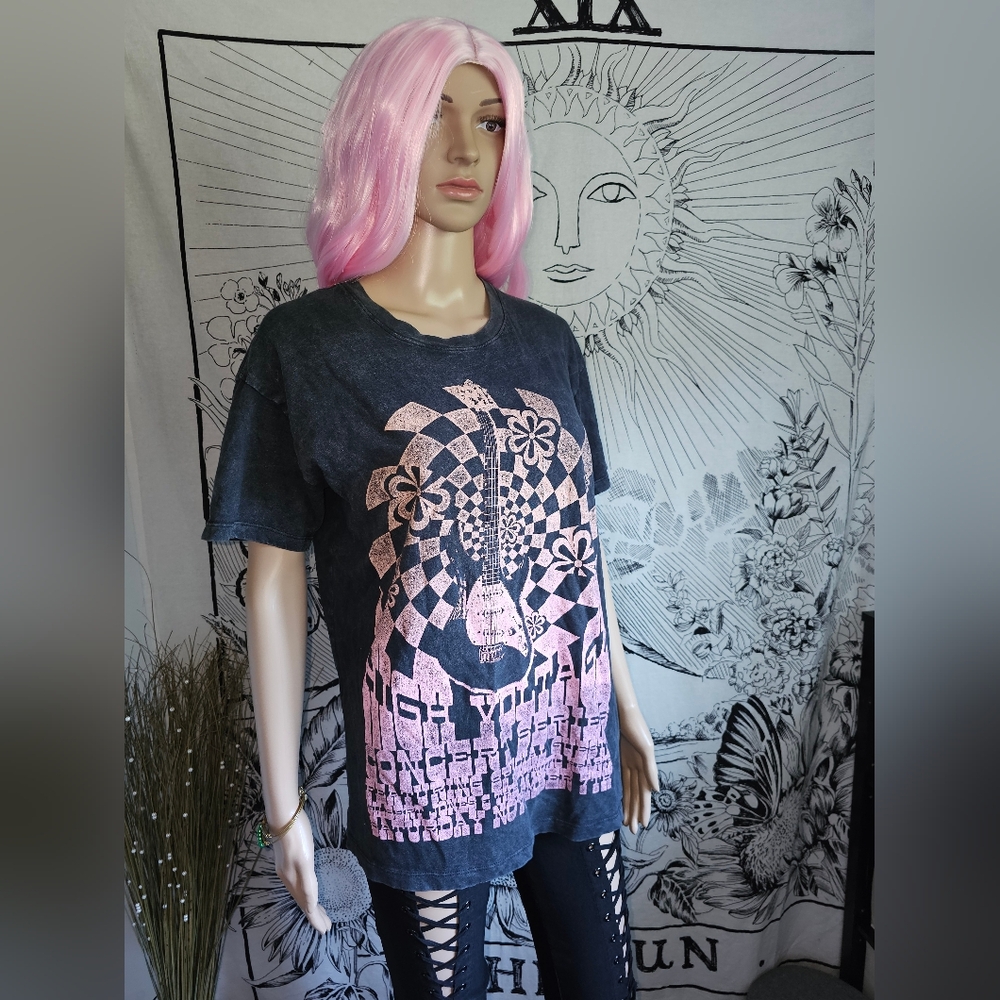 Hollister XS Graphic Black and Pink Women's Top Guitar 'High Voltage'